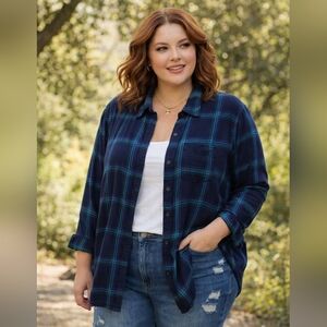 Old Navy Plus Size Navy Teal Plaid Button-Down Shirt Rayon Blend Casual Layering